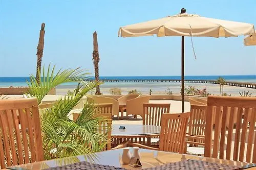 索马湾破浪者潜水与冲浪酒店 度假村